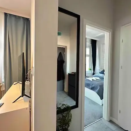 The Twins Plebiscytowa&powstancow Appartamento