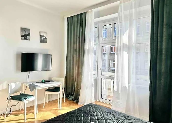 The Twins Plebiscytowa&powstancow Катовице