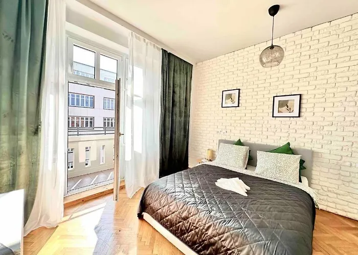 The Twins Plebiscytowa&powstancow Катовице